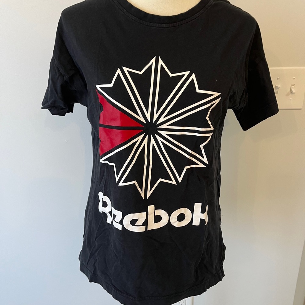 Reebok Black Tee with Red and White Graphic women’s size large